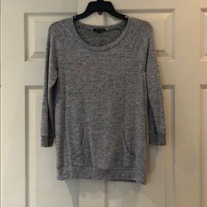 Super soft oversized top!